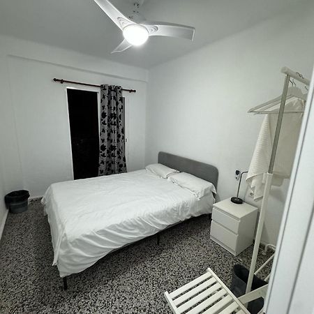 Apartamento De Habitaciones Privadas En El Centro De Málaga Dış mekan fotoğraf