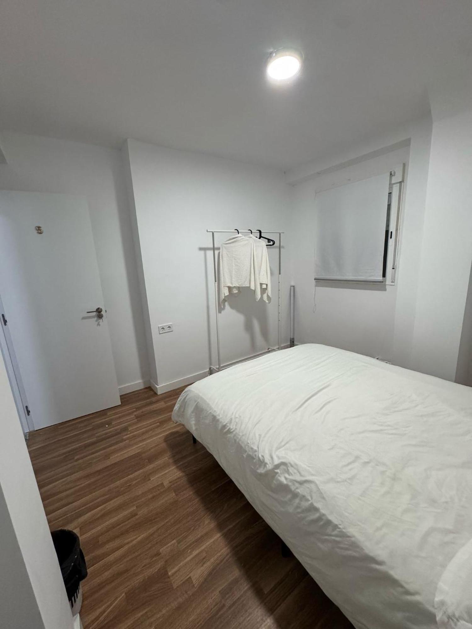 Apartamento De Habitaciones Privadas En El Centro De Málaga Dış mekan fotoğraf